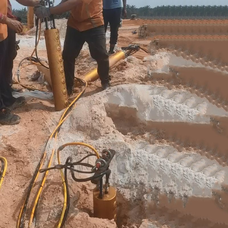 Piston rock splitter advantage