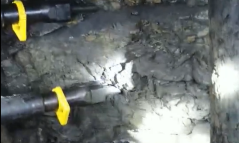 Hydraulic Rock Splitter for Coal Mine Gangue Treatment | 100m³ Daily Output, 90% Cost Cut